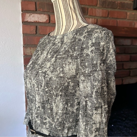 M.M. Lafleur The Etsuko Tailored Pencil Dress in Crackle Sz 4 - Picture 7 of 10